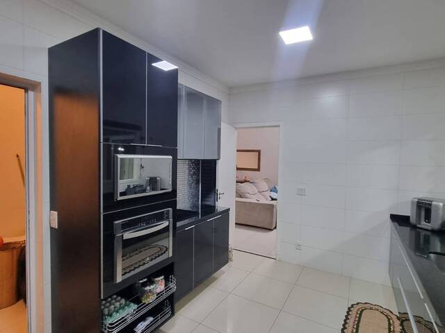 #1011 - Casa para Venda em Bauru - SP - 2