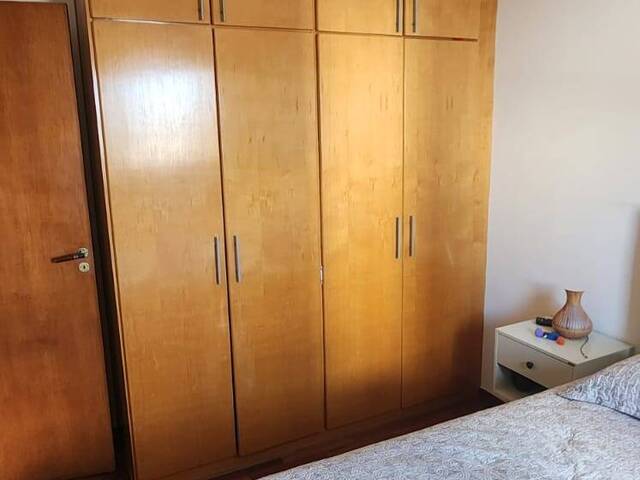 #1018 - Apartamento para Venda em Bauru - SP - 2