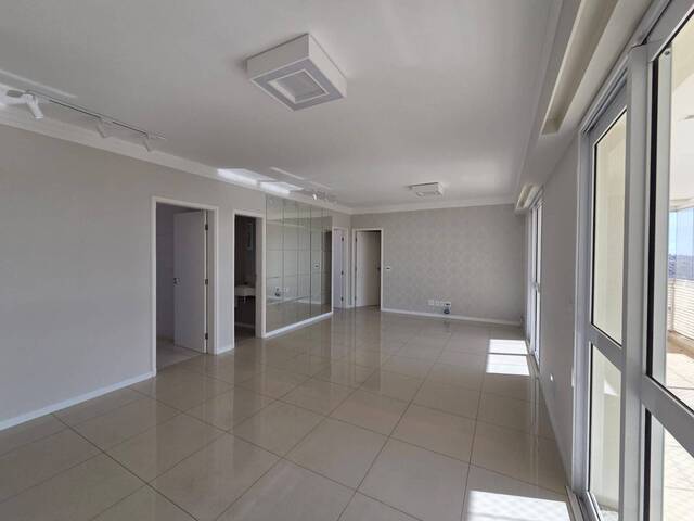 #1020 - Apartamento para Venda em Bauru - SP - 1